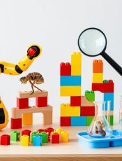 Why Open-Ended STEM Toys Beat Flashy Gadgets Every Time
