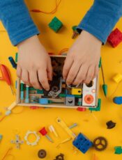 Crafty STEM: Science Kits That Spark Creativity Too